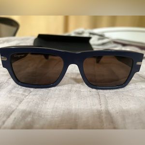 salvatore ferragamo SUNGLASSES GREAT CONDITION